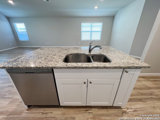 Image 25 of 38 For 3719 Newton Bay