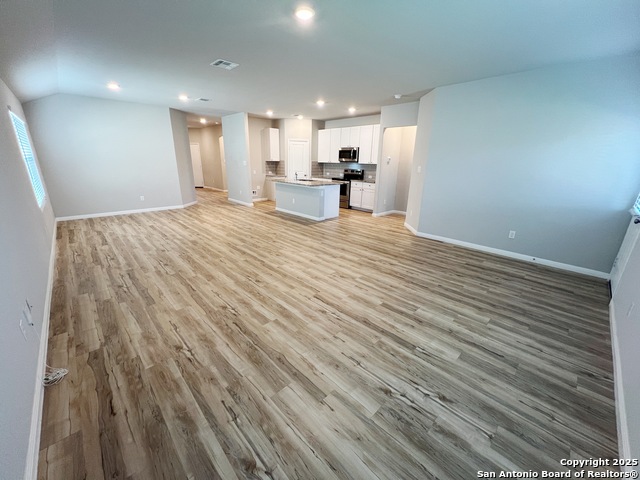 Image 28 of 38 For 3719 Newton Bay