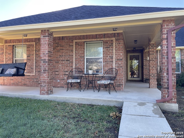 Image 2 of 40 For 1607 Sunspur Rd