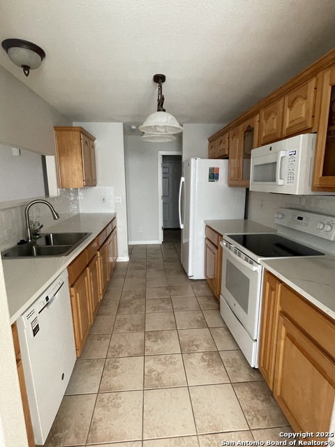 Image 6 of 40 For 1607 Sunspur Rd