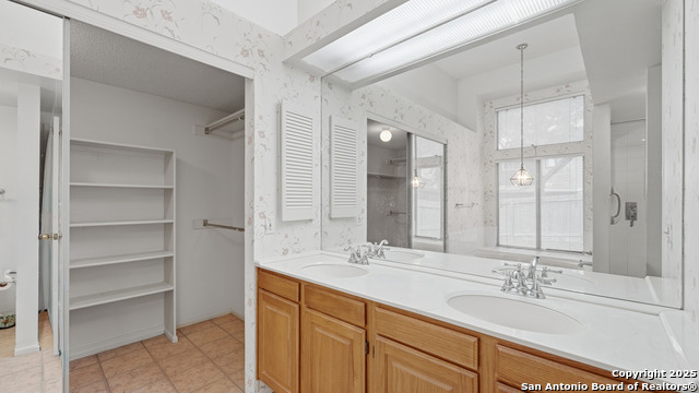 Image 10 of 34 For 8603 Collingwood