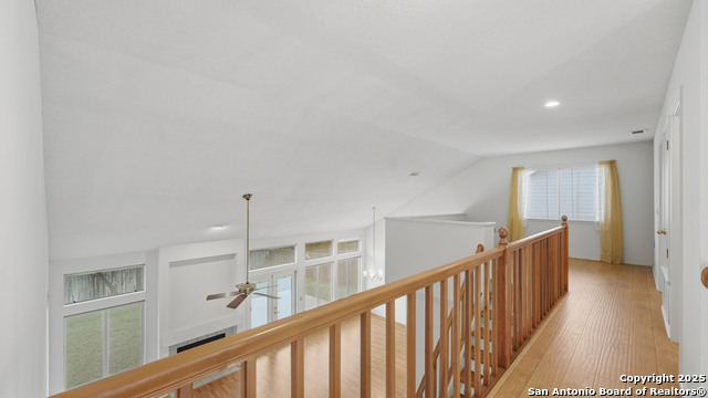 Image 15 of 34 For 8603 Collingwood