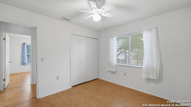 Image 20 of 34 For 8603 Collingwood