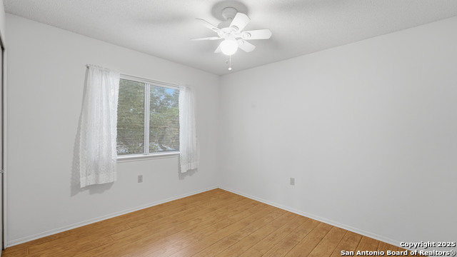 Image 21 of 34 For 8603 Collingwood