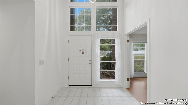 Image 32 of 34 For 8603 Collingwood