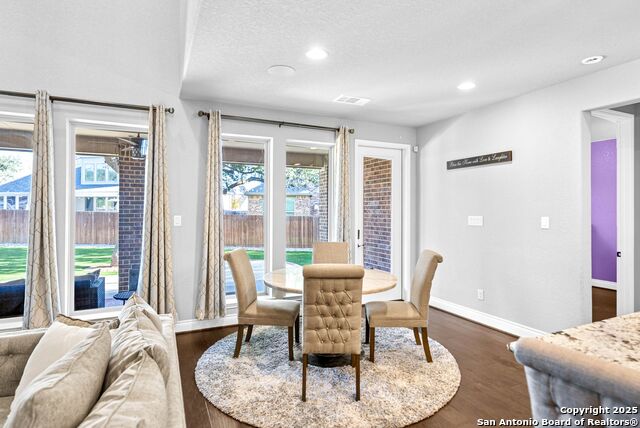 Listing photo id 9 for 108 Turtle Creek