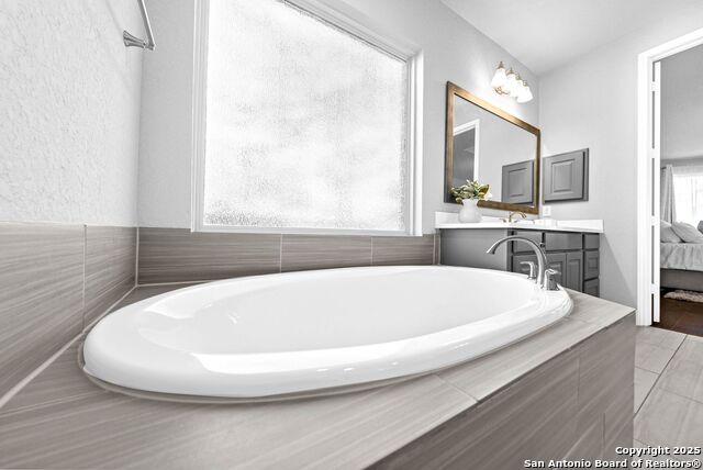 Listing photo id 22 for 108 Turtle Creek