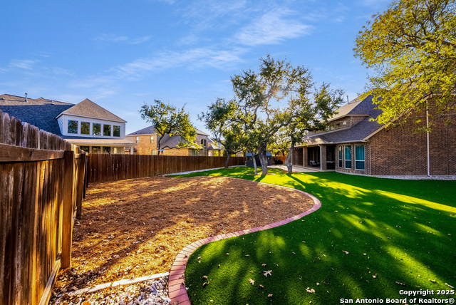 Listing photo id 47 for 108 Turtle Creek