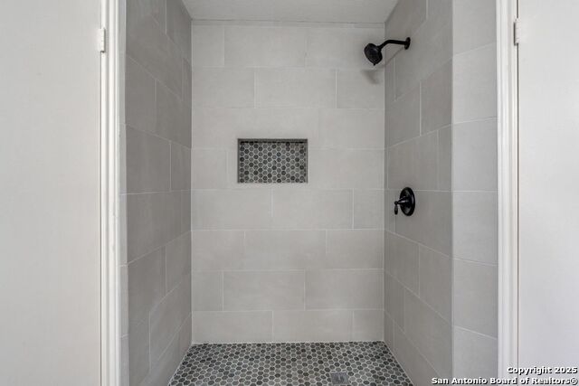 Image 7 of 20 For 2846 Burning Rock