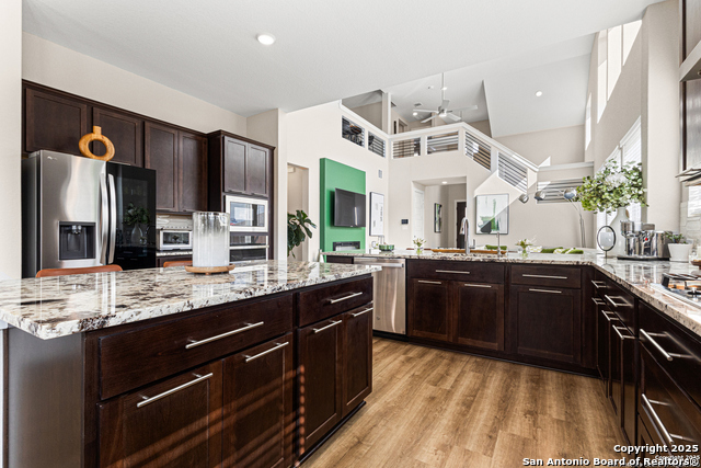 Image 14 of 47 For 12402 Mineshaft