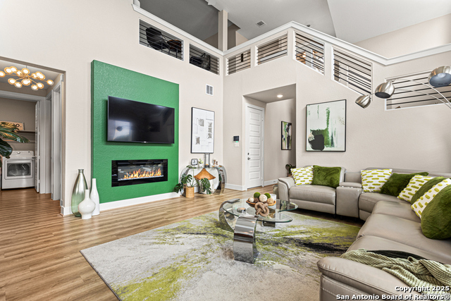 Image 18 of 47 For 12402 Mineshaft