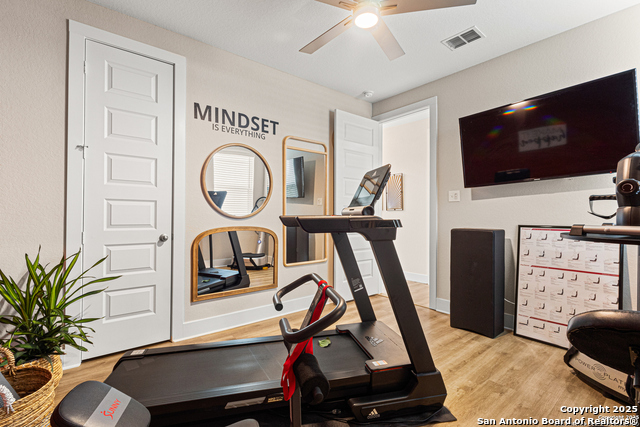 Image 22 of 47 For 12402 Mineshaft