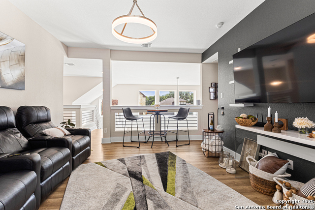 Image 34 of 47 For 12402 Mineshaft