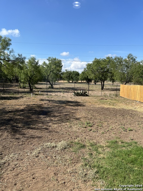 Image 20 of 22 For 405 Sabinal W A