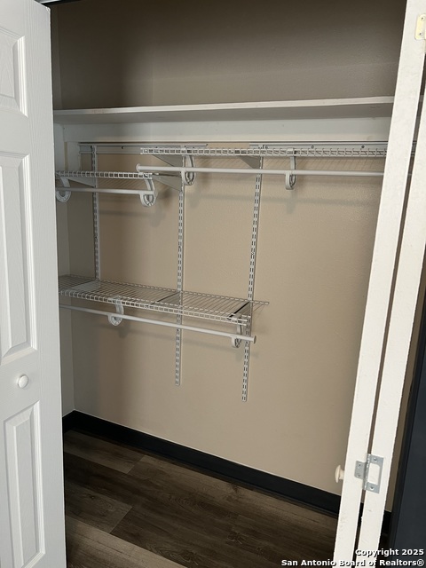 Image 22 of 22 For 405 Sabinal W A