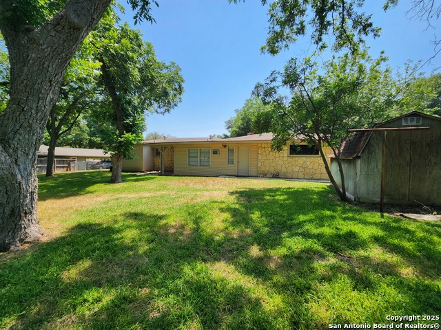 Image 37 of 39 For 564 Laurel Ln