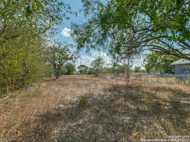 Image 4 of 8 For 116 Ansley  