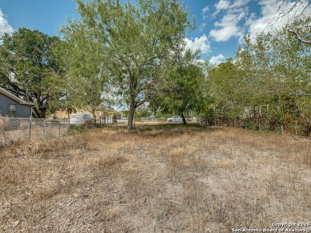 Image 7 of 8 For 116 Ansley  