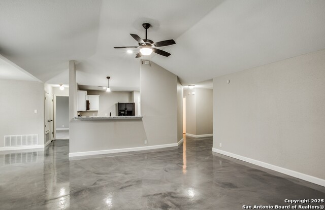 Image 6 of 24 For 6103 John Chapman