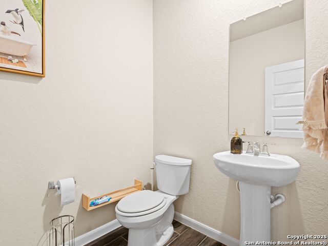 Image 22 of 27 For 14640 Sweet Clover