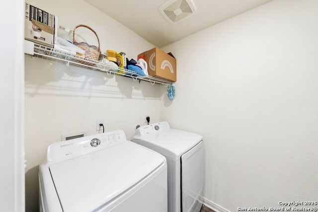 Image 24 of 30 For 14407 Elkhorn