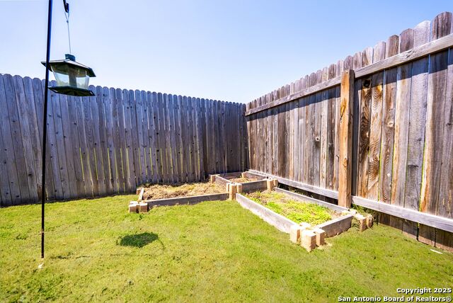 Image 25 of 30 For 14407 Elkhorn