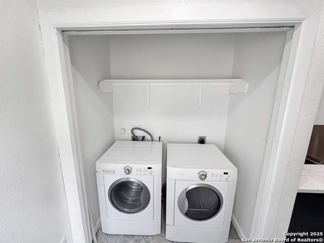 Image 4 of 39 For 723 Paso Hondo