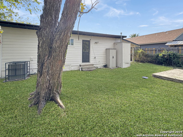 Image 7 of 39 For 723 Paso Hondo