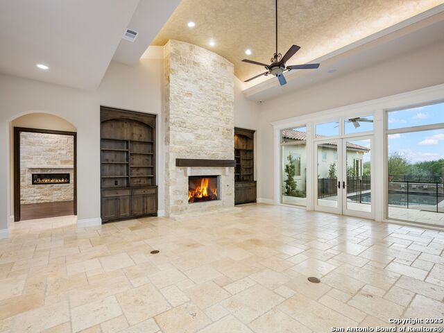 Image 15 of 80 For 211 Wellesley Landing