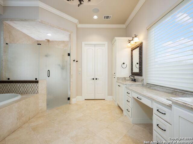 Image 31 of 80 For 211 Wellesley Landing