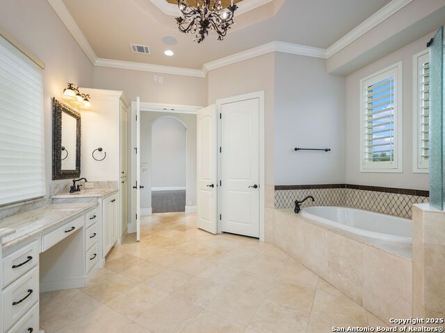 Image 35 of 80 For 211 Wellesley Landing