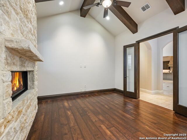 Image 40 of 80 For 211 Wellesley Landing