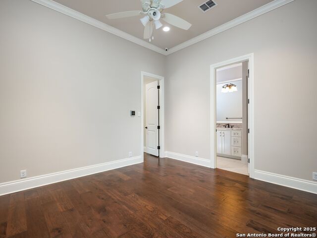 Image 43 of 80 For 211 Wellesley Landing