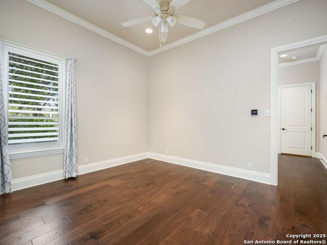 Image 44 of 80 For 211 Wellesley Landing