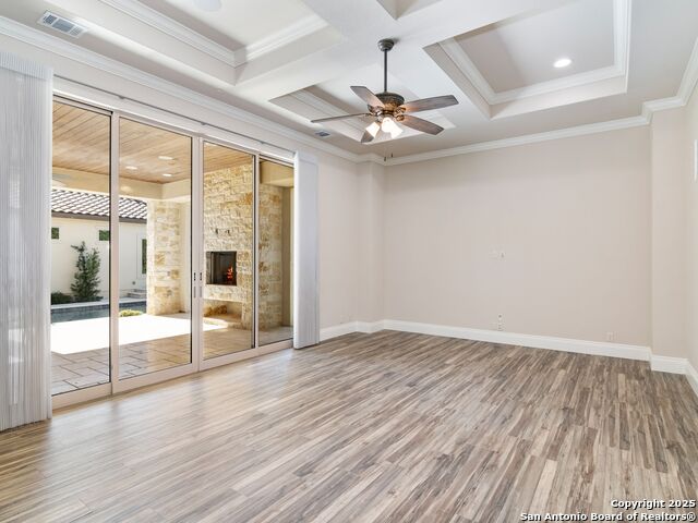 Image 50 of 80 For 211 Wellesley Landing