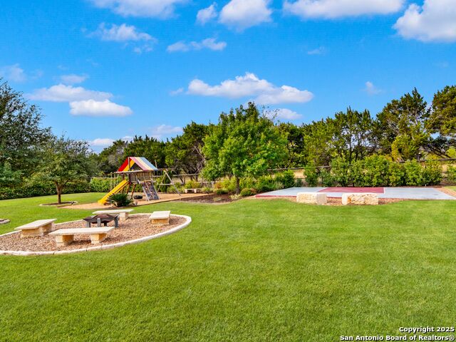 Image 62 of 80 For 211 Wellesley Landing