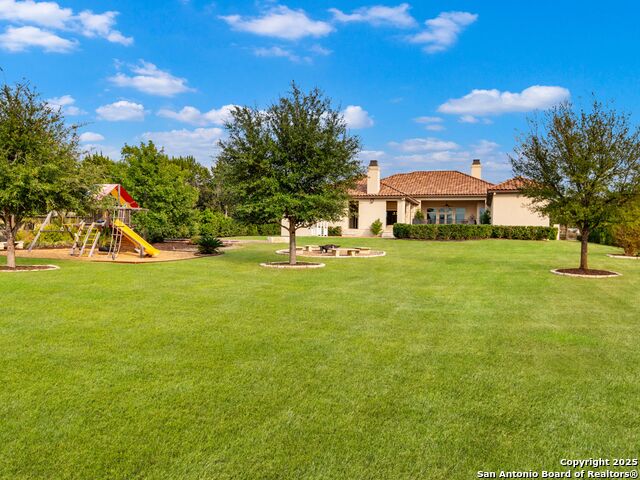 Image 69 of 80 For 211 Wellesley Landing