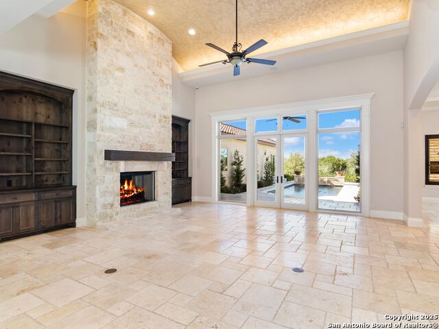 Image 9 of 80 For 211 Wellesley Landing