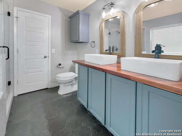 Image 16 of 18 For 3513 Nuhn Way