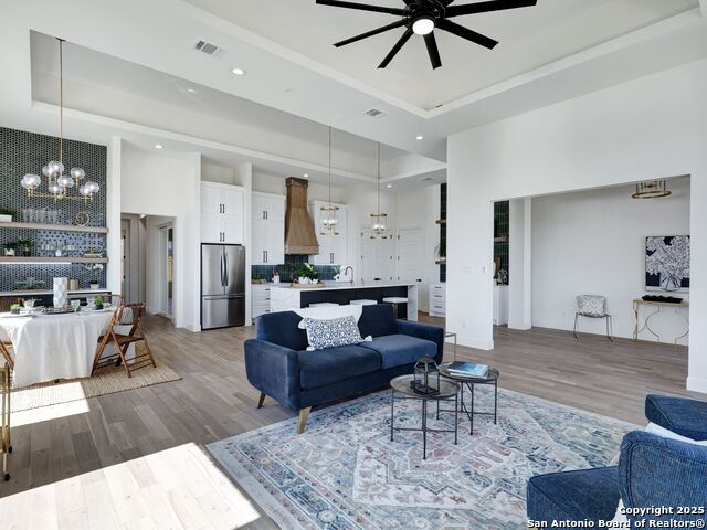 Image 22 of 61 For 8214 Sierra Hermosa