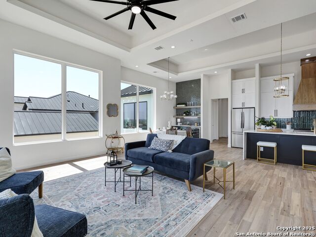 Image 23 of 61 For 8214 Sierra Hermosa