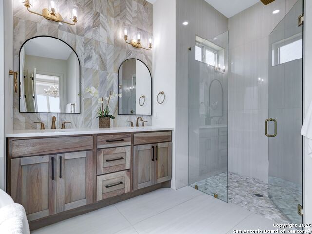 Image 37 of 61 For 8214 Sierra Hermosa