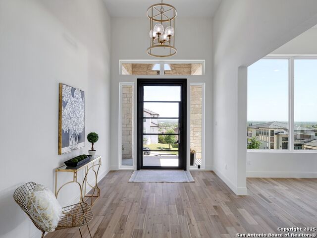 Image 4 of 61 For 8214 Sierra Hermosa