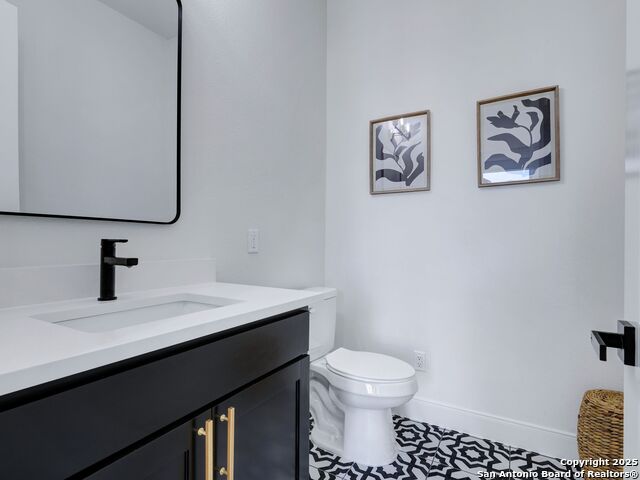 Image 49 of 61 For 8214 Sierra Hermosa