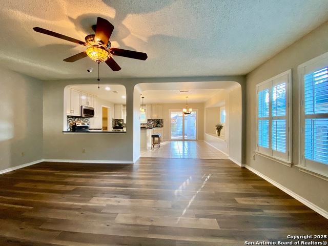 Image 3 of 20 For 11018 Scenic Pt.