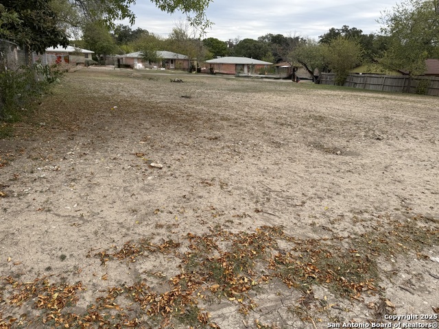 Image 3 of 6 For 210 Sunnyland