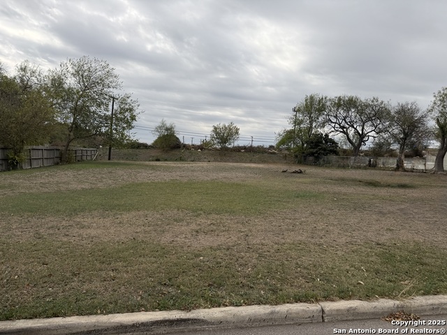 Image 5 of 6 For 210 Sunnyland