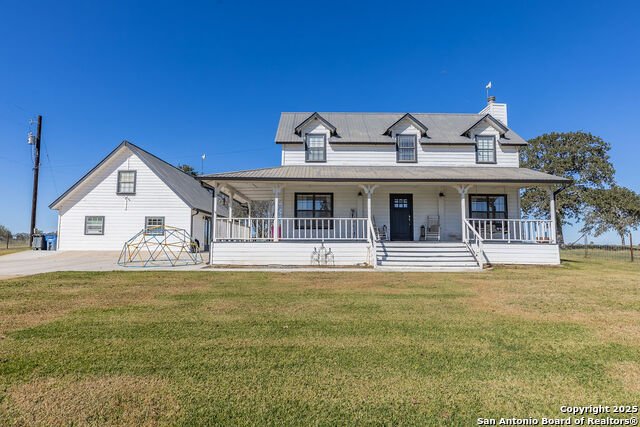 Listing photo id 15 for 2400 Elm Creek