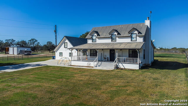 Listing photo id 0 for 2400 Elm Creek