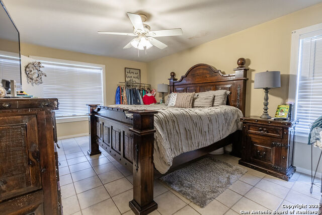 Listing photo id 26 for 2400 Elm Creek